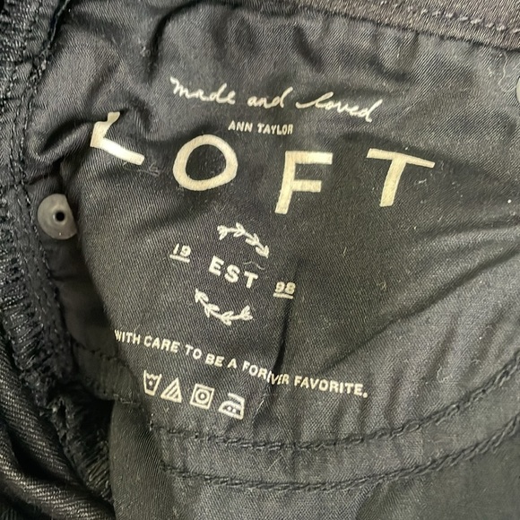 LOFT Black Curvy Skinny Jeans - Picture 6 of 7